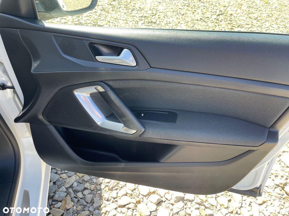 Peugeot 308 1.5 BlueHDi Allure S&S - 35