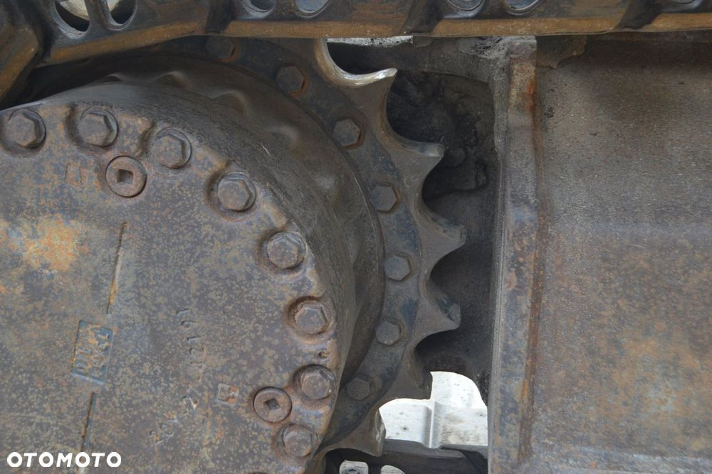 Komatsu PC210LC-11 - 35