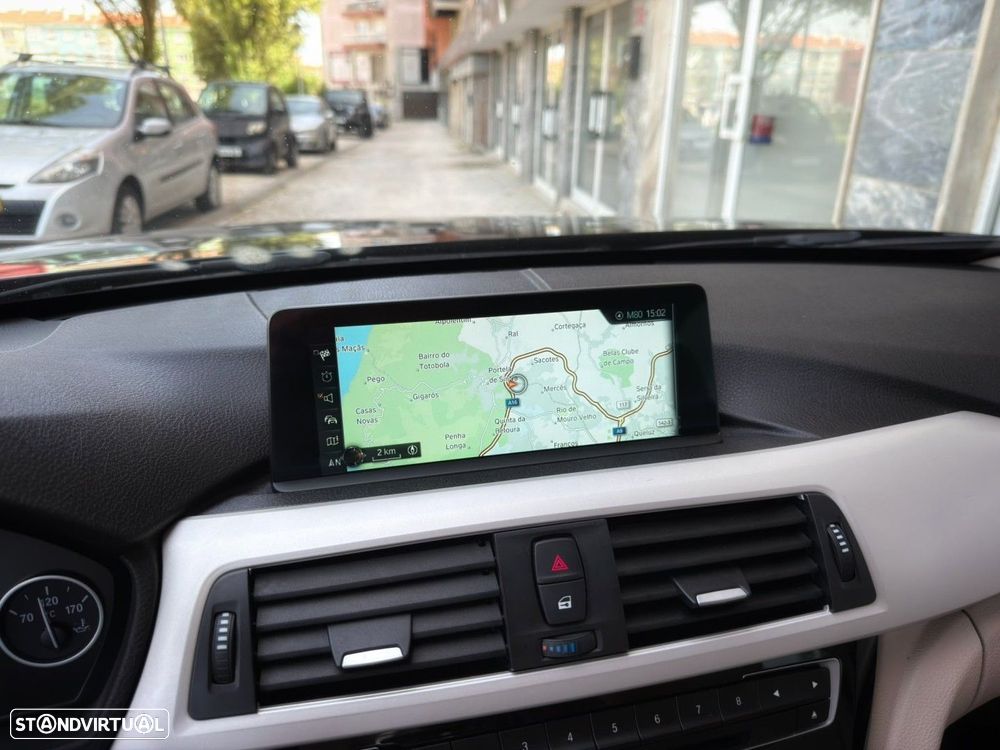 BMW 330 e iPerformance Advantage - 21