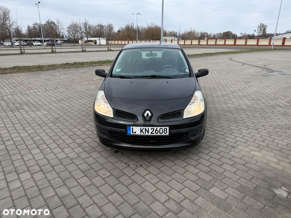 Renault Clio 1.2 16V 75 Expression - 3