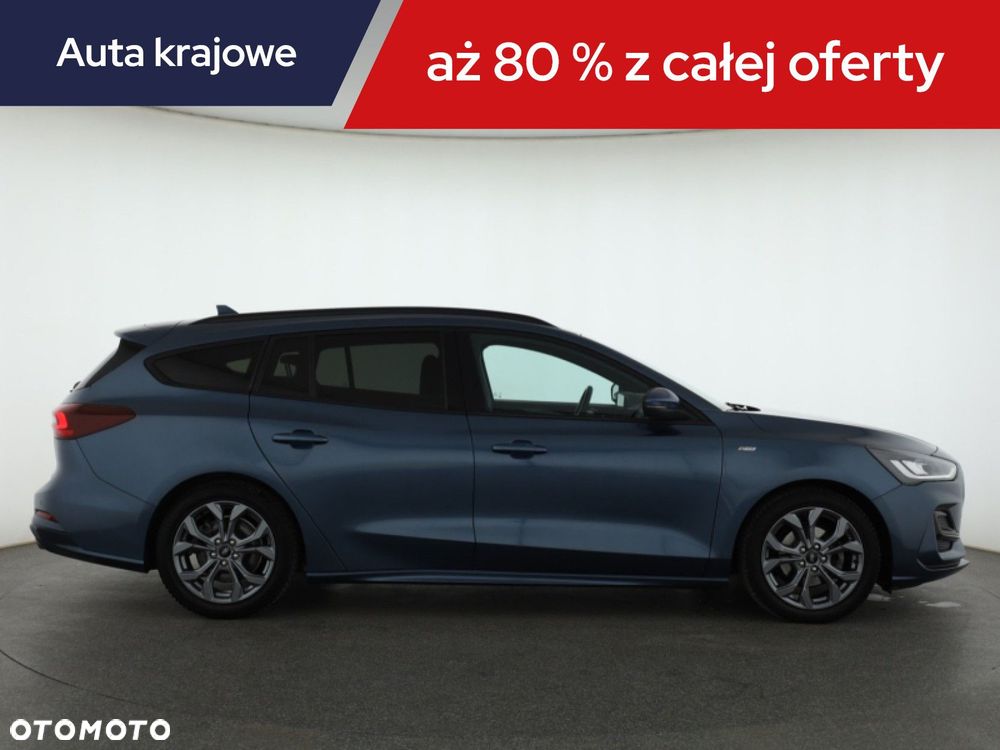 Ford Focus SW - 8