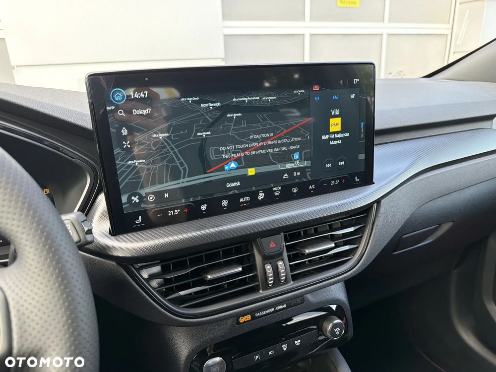 Ford Kuga 2.5 Duratec FHEV 4x4 ST-LINE X - 20