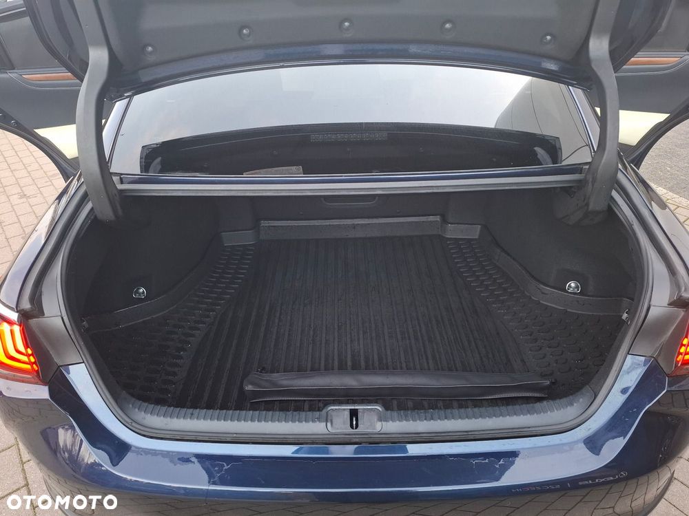 Lexus ES 300h Omotenashi - 27