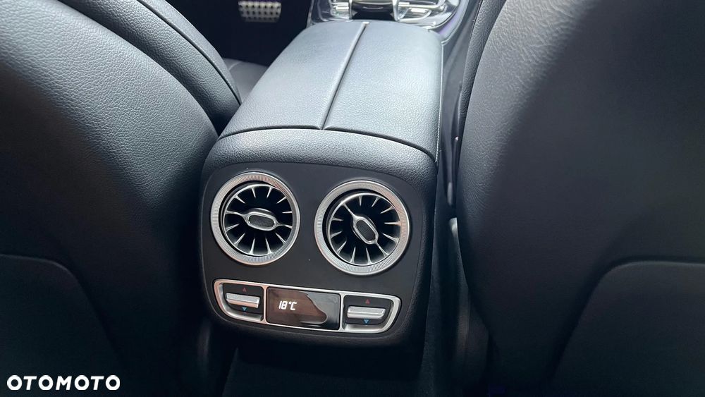 Mercedes-Benz CLS 400 d 4-Matic 9G-TRONIC - 24