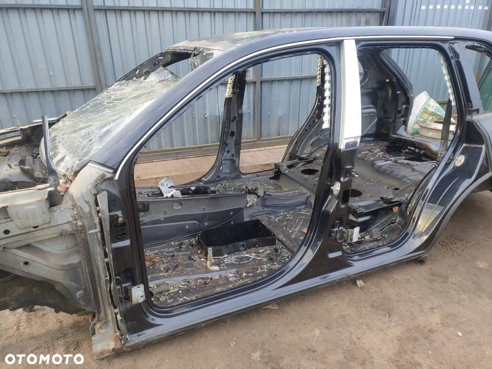 PRÓG LEWY + SŁUPEK ŚRODKOWY PORSCHE CAYENNE  I - 3