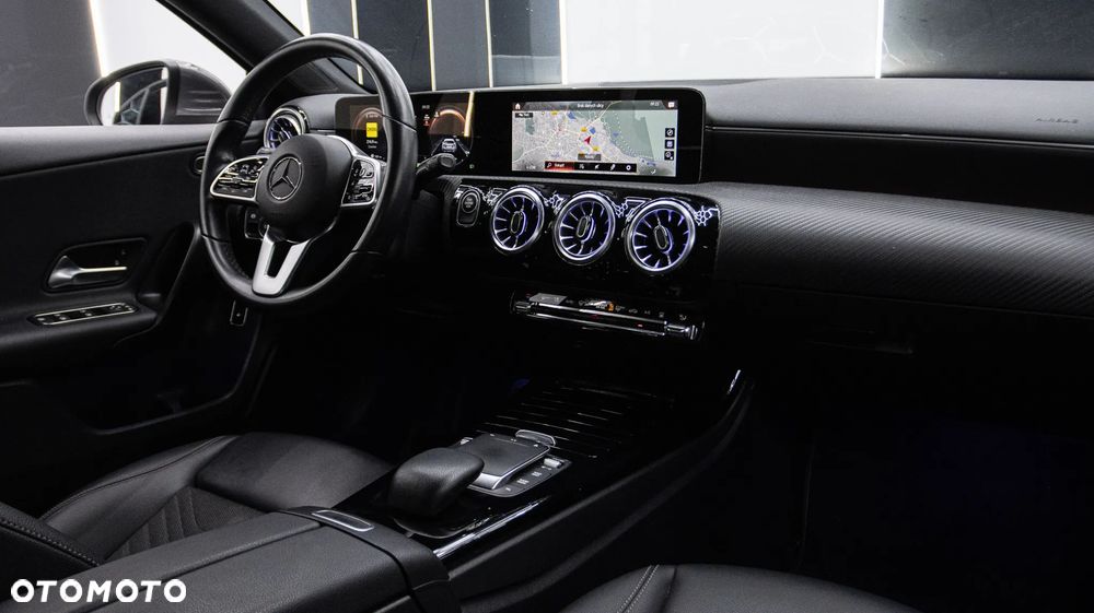 Mercedes-Benz Klasa A 250 e PHEV Progressive 8G-DCT - 21