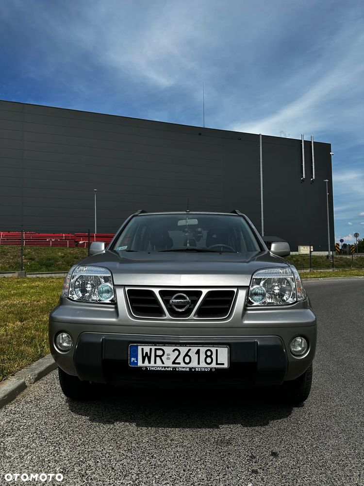 Nissan X-Trail 2.0 4x4 Comfort - 3