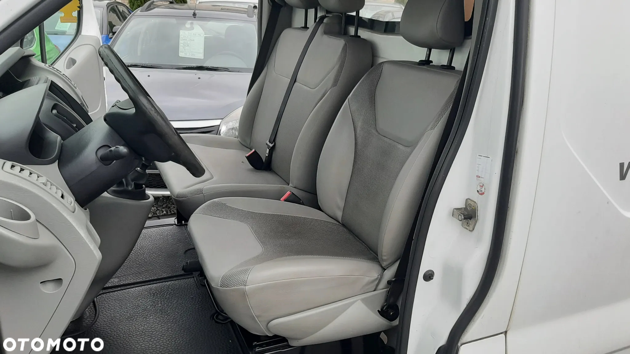 Renault Trafic - 11