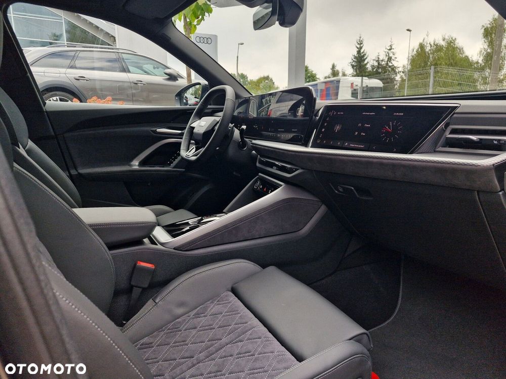 Audi Q5 Sportback TFSI mHEV 150 kW Quattro S tronic - 12