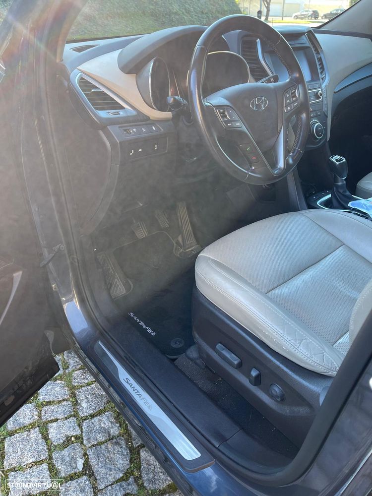 Hyundai Santa Fe 2.2 CRDi Executive - 10