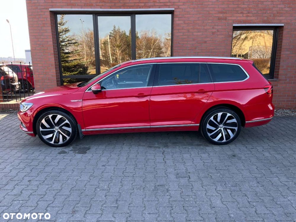 Volkswagen Passat - 29