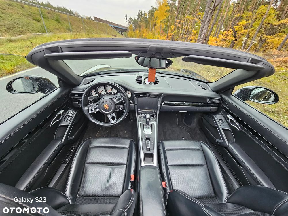 Porsche 911 Carrera 4S PDK Cabrio - 3