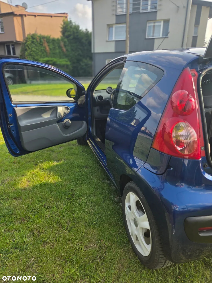 Peugeot 107 1.0 Happy - 11