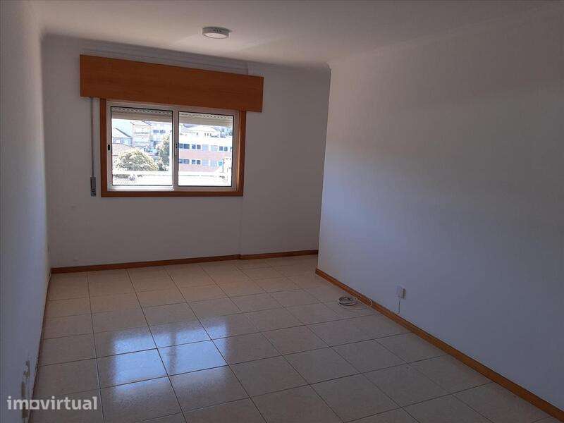 Apartamento T2 centro de Gondomar - à C.M. Gondomar - Grande imagem: 4/18