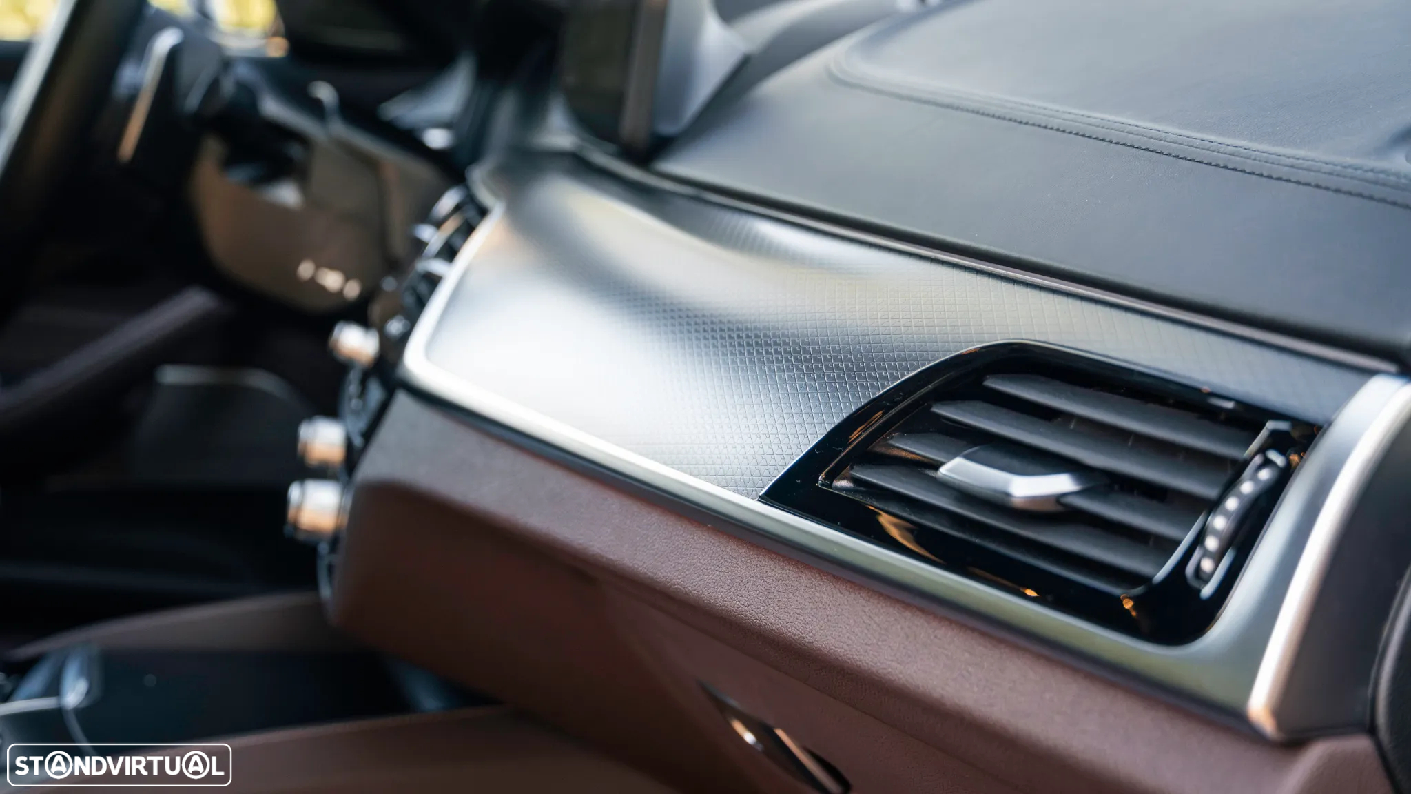 BMW 530 e Pack M - 38