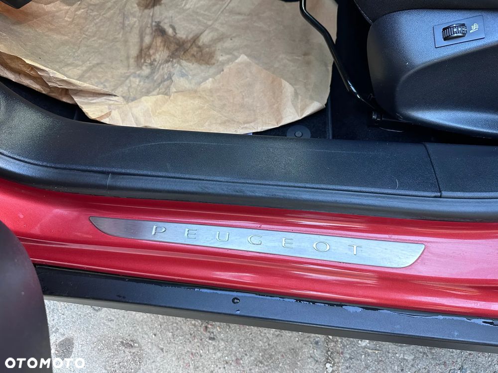 Peugeot 2008 BlueHDi FAP 120 STOP & START Crossway - 36