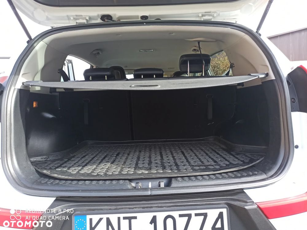 Kia Sportage 2.0 L - 14