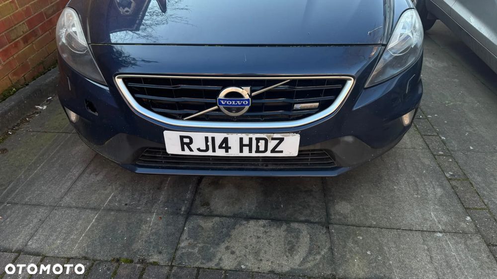 V40 r-design 1.6 Diesel wszystkie części potrzebujesz czegoś dzwoń 2015rok - 16