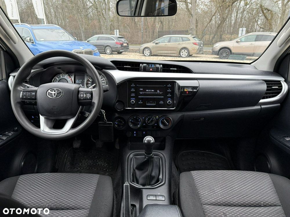 Toyota Hilux 2.4 D-4D Double Cab DLX 4x4 - 14
