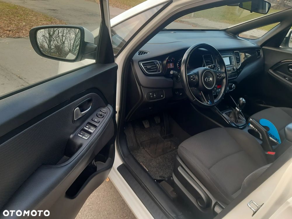 Kia Carens 1.7 CRDi M EU6 - 10