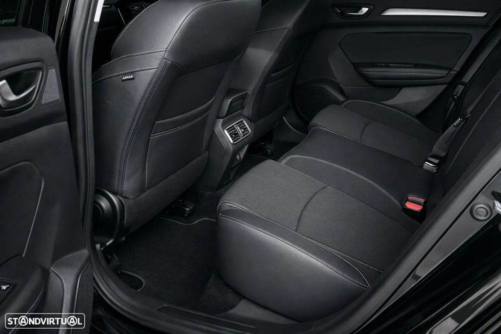 Renault Mégane Sport Tourer - 11