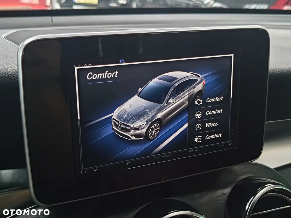 Mercedes-Benz GLC 220 d 4-Matic - 24