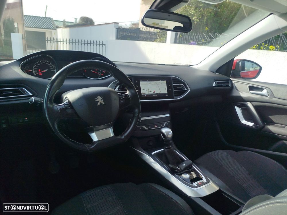 Peugeot 308 1.6 BlueHDi Allure - 4