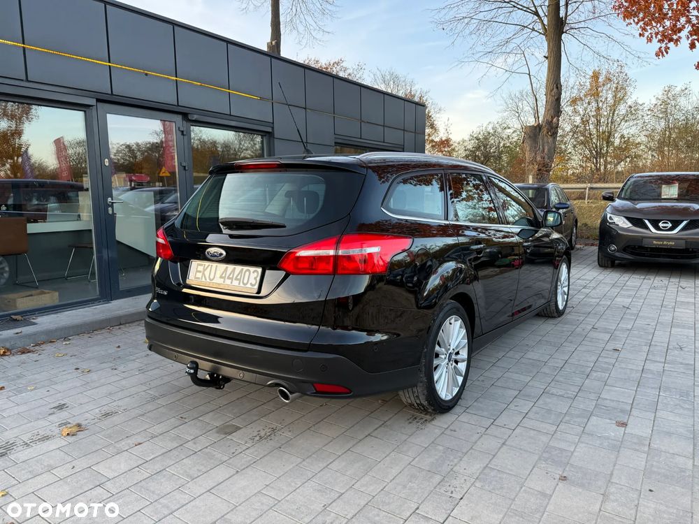 Ford Focus 2.0 TDCi Titanium ASS - 4