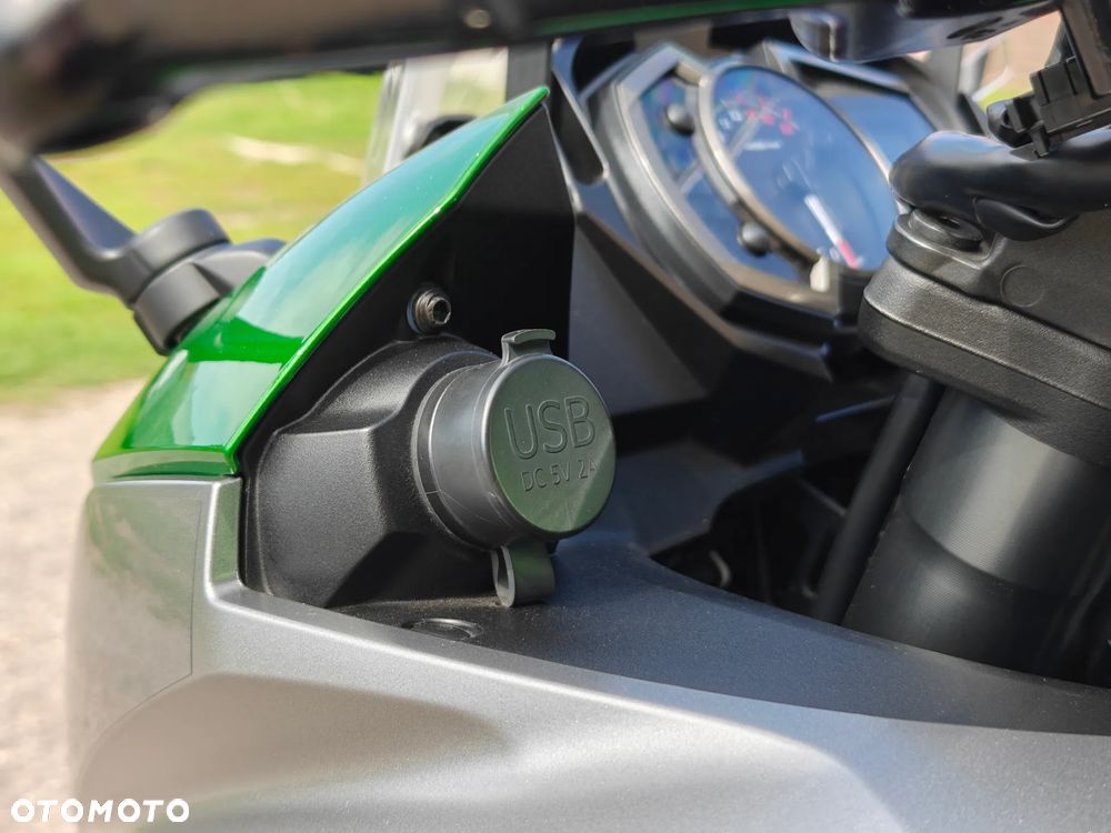 Kawasaki Ninja 1000 SX - 18