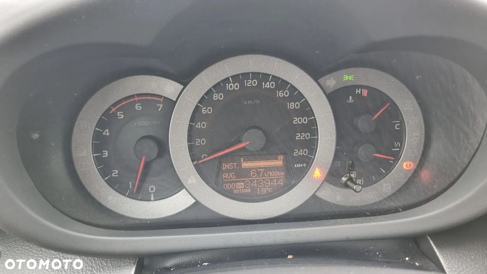 Toyota RAV4 2.2 D-4D Sol - 12