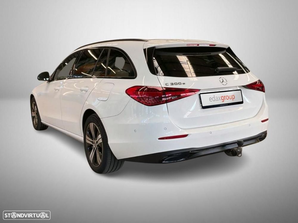 Mercedes-Benz C 300 e T 9G-TRONIC Avantgarde - 2