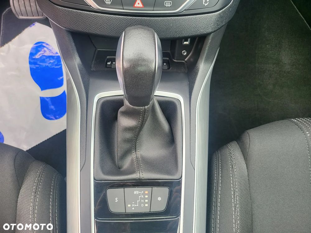 Peugeot 308 BlueHDi 120 EAT6 Stop & Start Allure - 25