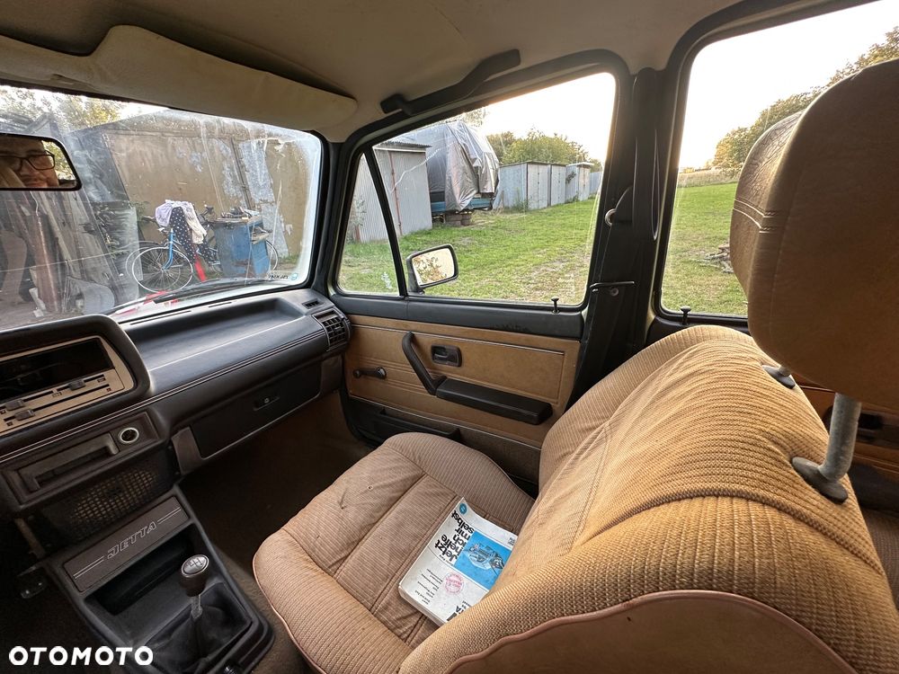 Volkswagen Jetta - 9