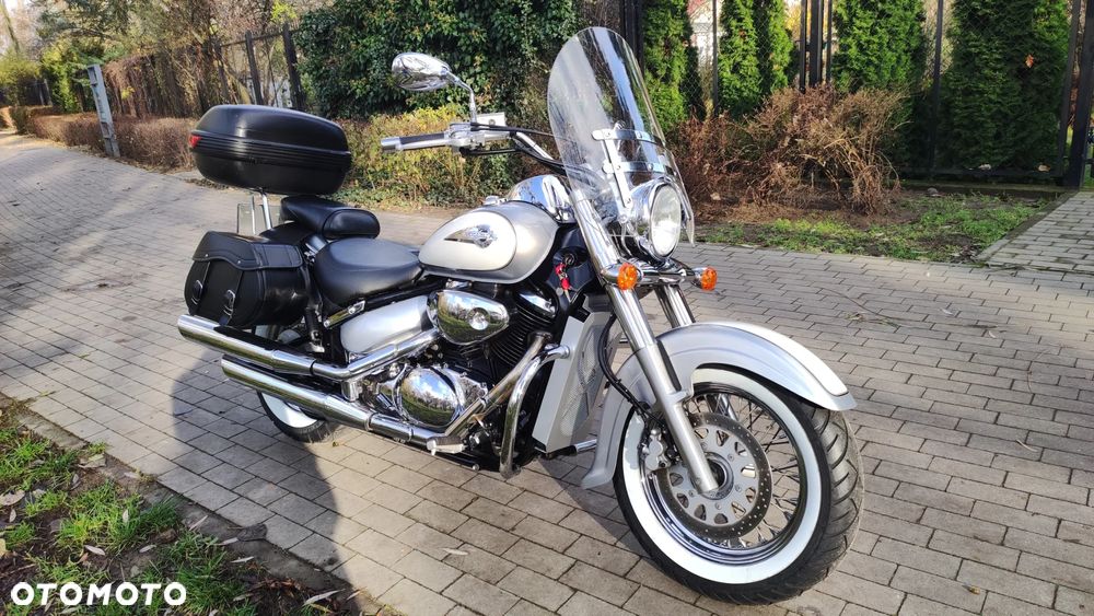 Suzuki VL 800 Volusia - 1