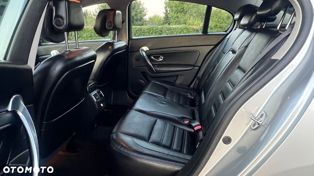 Renault Latitude 2.0 dCi Initiale - 33