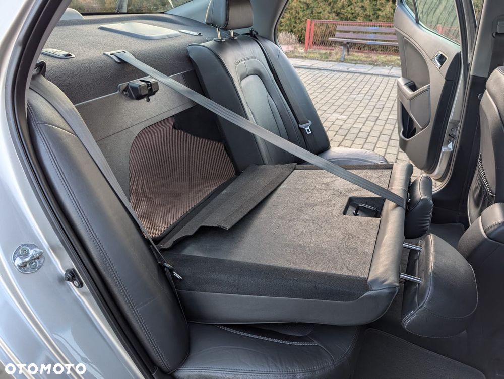 Kia Optima 1.7 CRDI EcoDynamics Edition 7 - 29