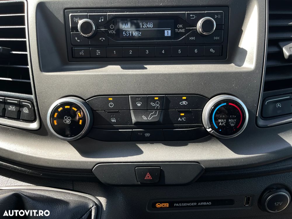 Ford Transit - 12