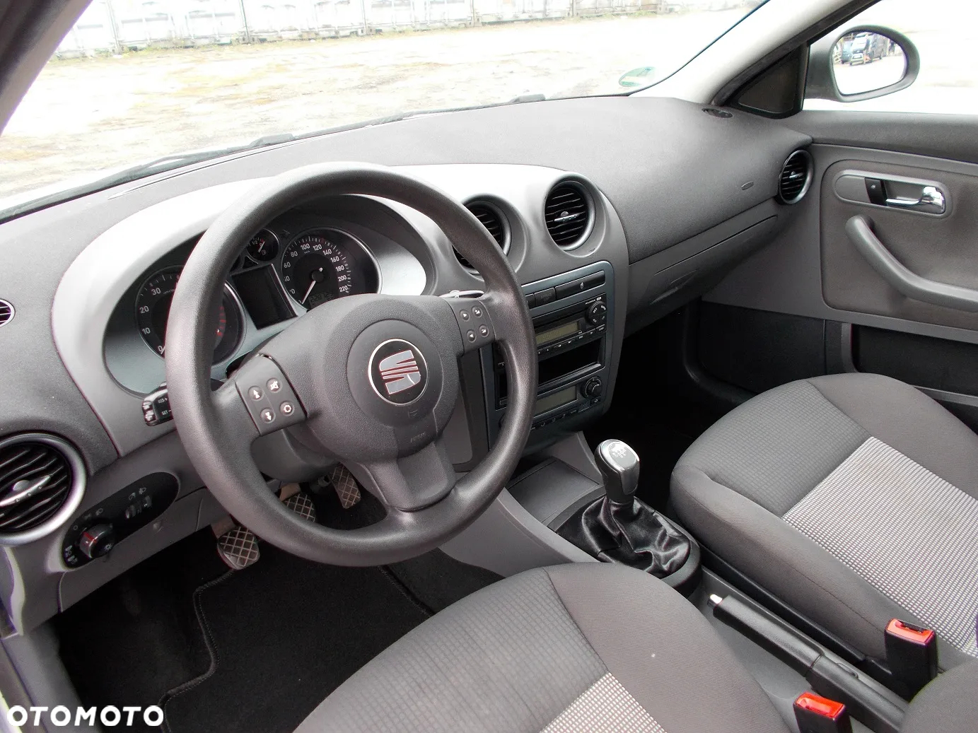 Seat Ibiza 1.2 12V Style - 19