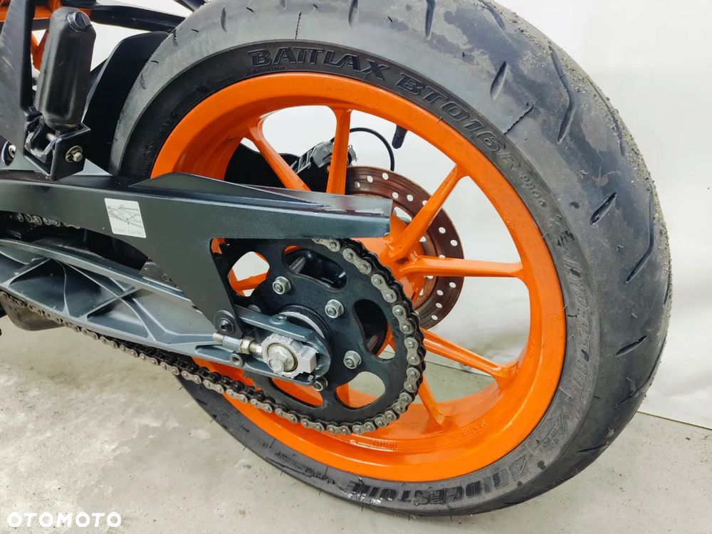 KTM RC 125 - 22