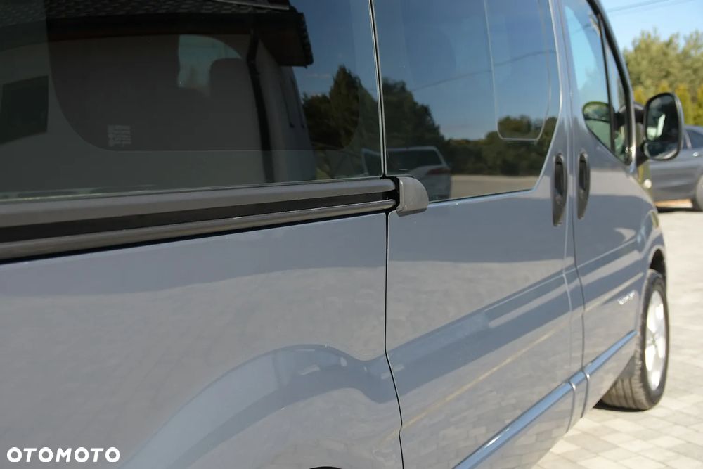 Renault Trafic - 16