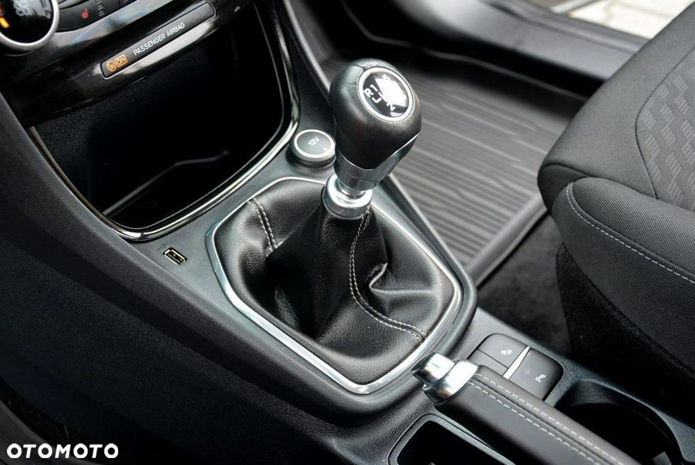 Ford Puma 1.5 EcoBlue TITANIUM - 28