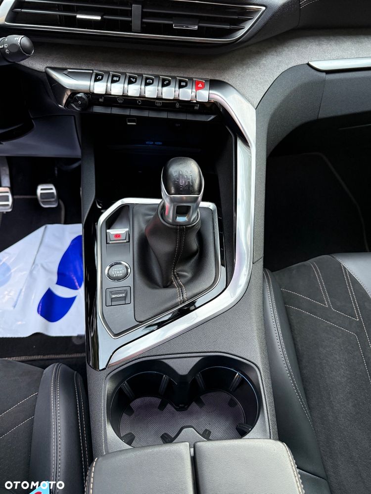 Peugeot 5008 1.5 BlueHDi GT S&S - 30