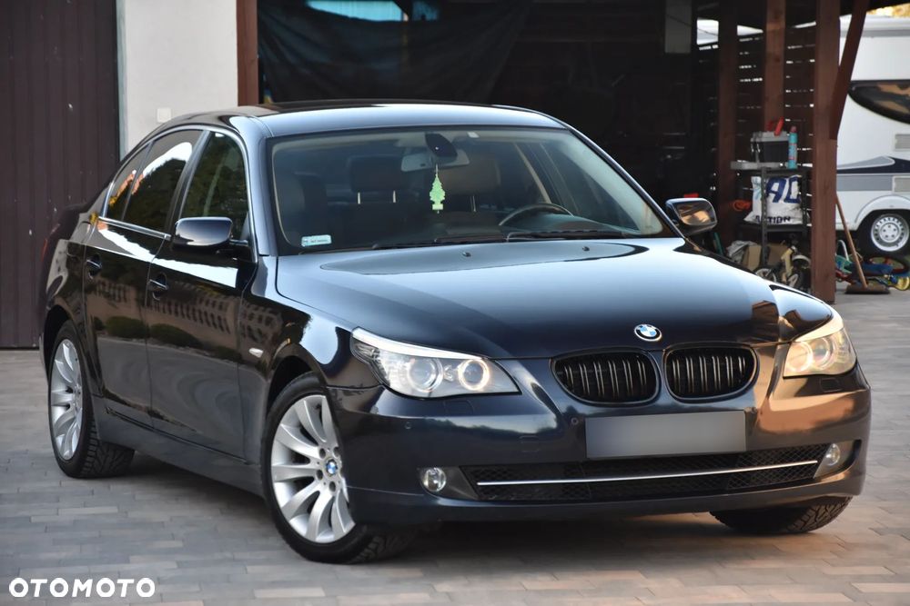 BMW Seria 5 525d Edition Sport - 3