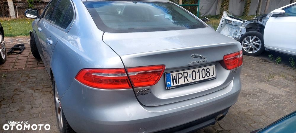 Jaguar XE - 2