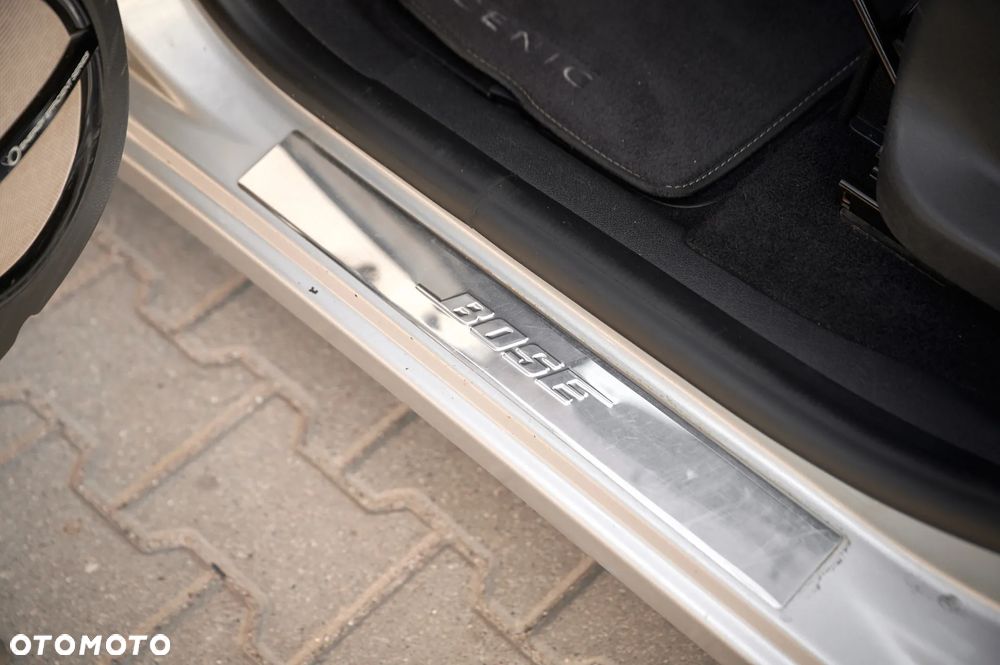 Renault Grand Scenic - 26