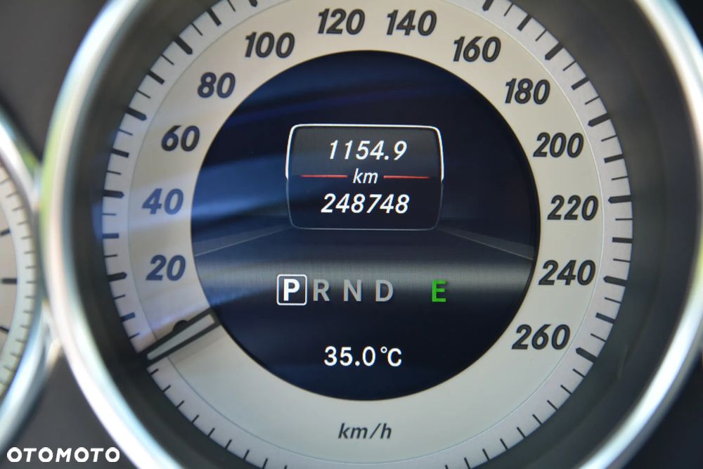 Mercedes-Benz CLS 350 CDI 4-Matic BlueEff - 25