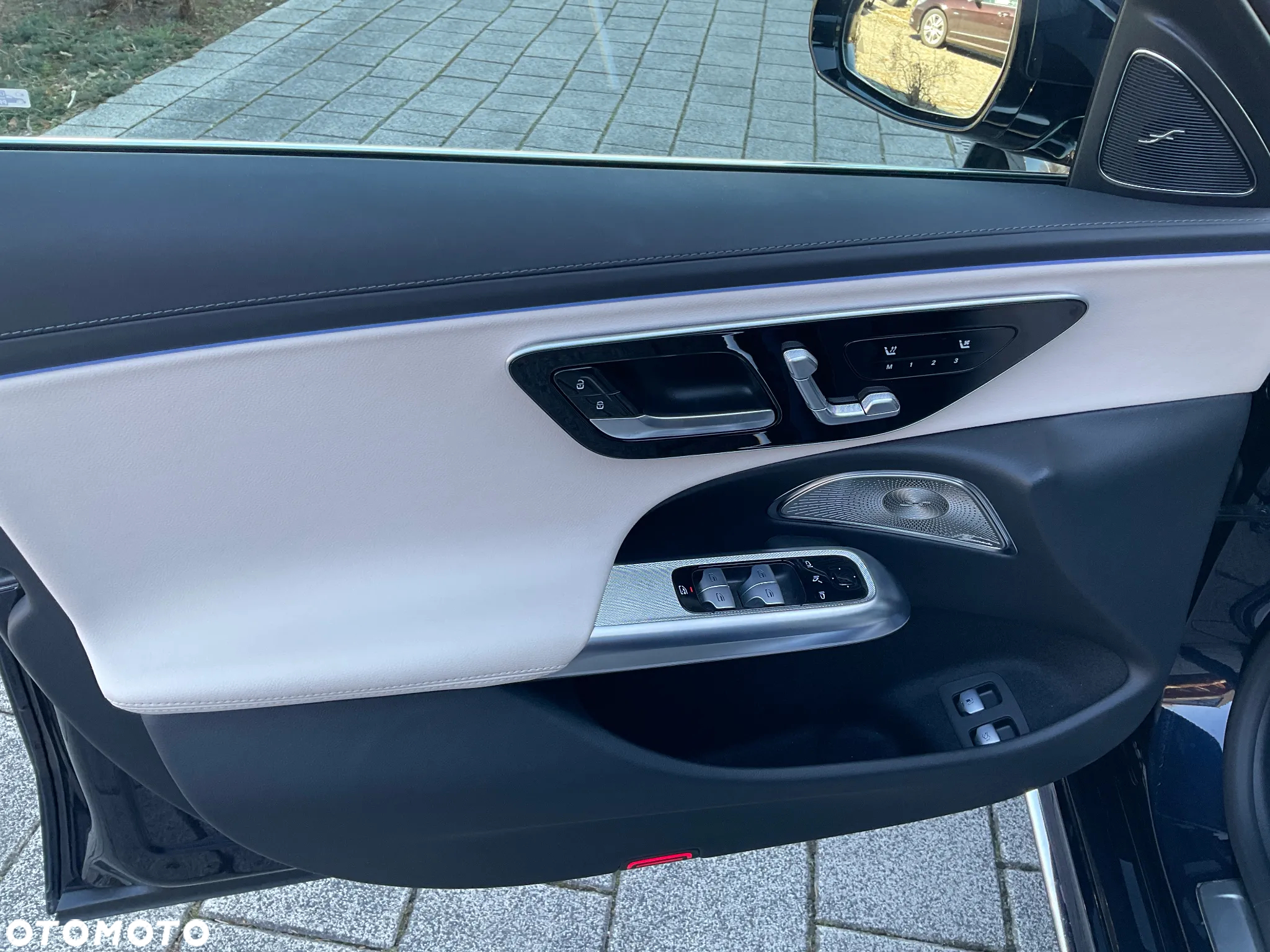 Mercedes-Benz Klasa E - 9