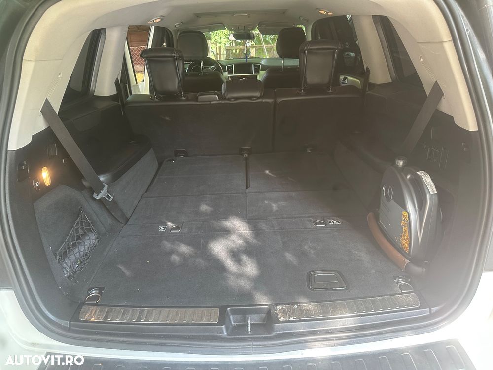 Mercedes-Benz GL - 11