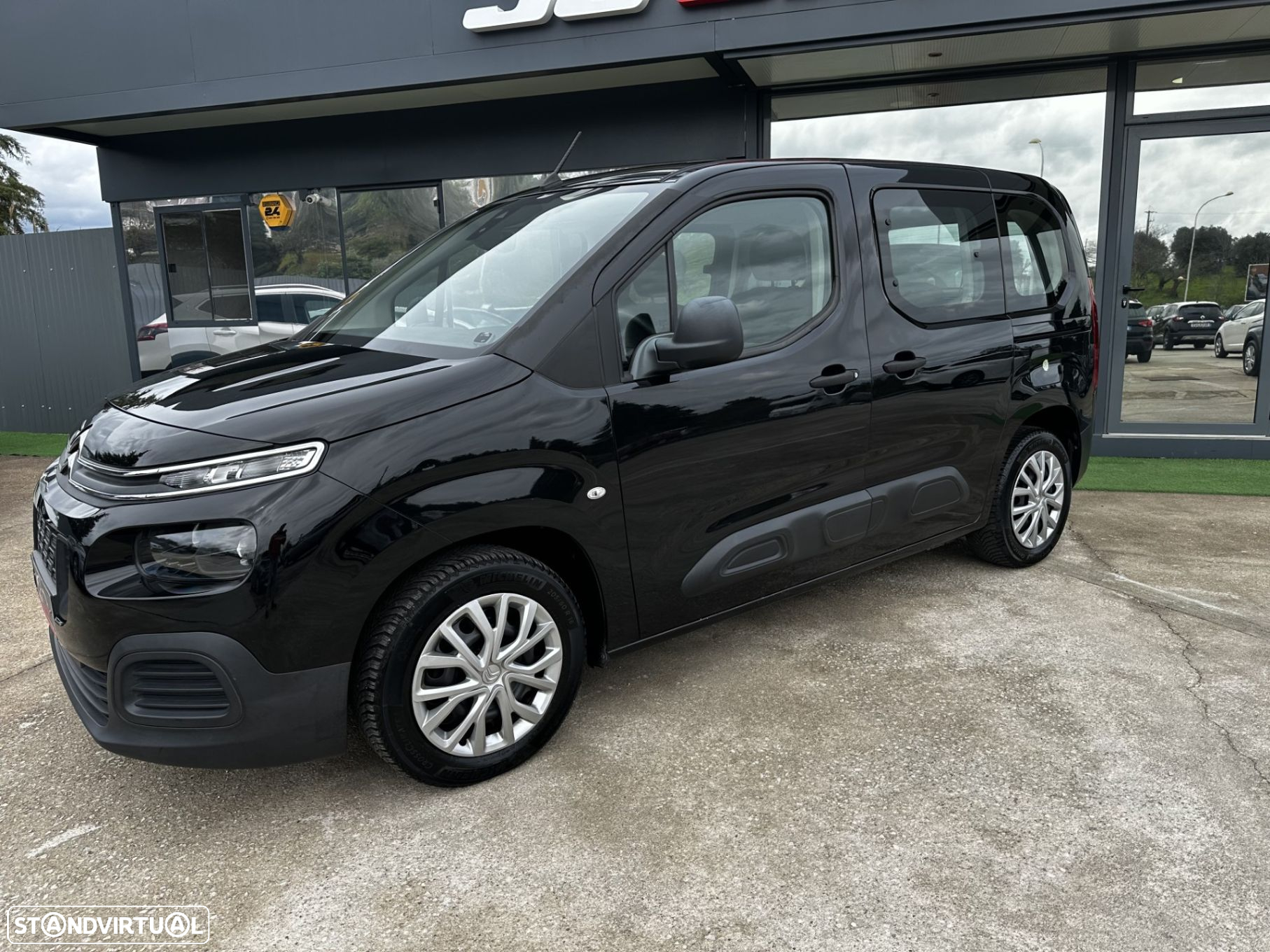 Citroën Berlingo 1.2 PureTech M Feel - 4