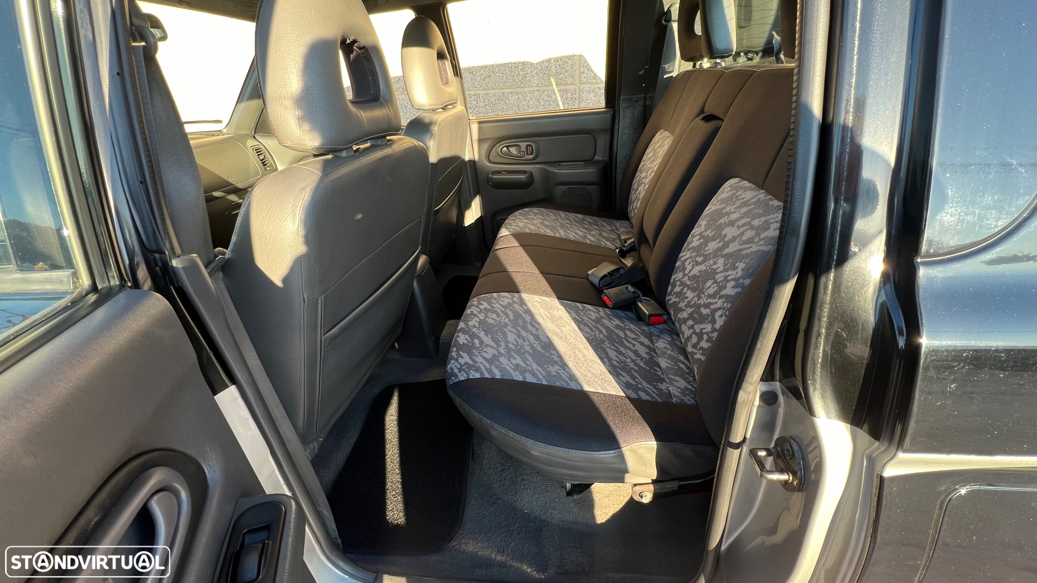 Mitsubishi L200 2.5 TD CD - 29